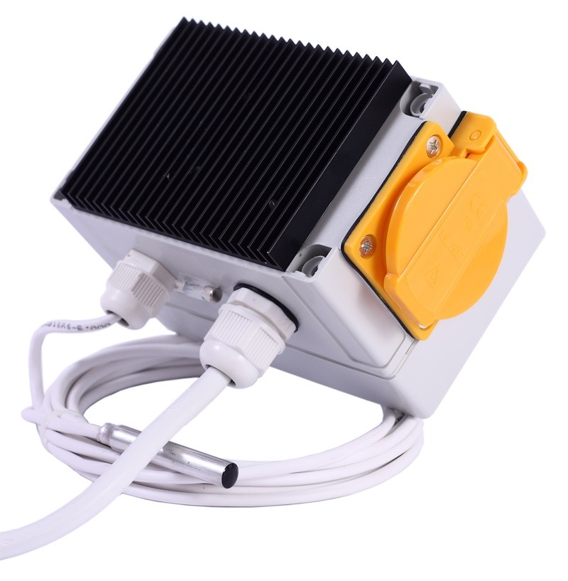 GSE Digitalní regulátor teploty, min&max rychlosti ventilatoru a hystereze 2x5A
