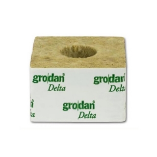 Grodan pěstební kostka 75x75x65mm - díra 42x40mm